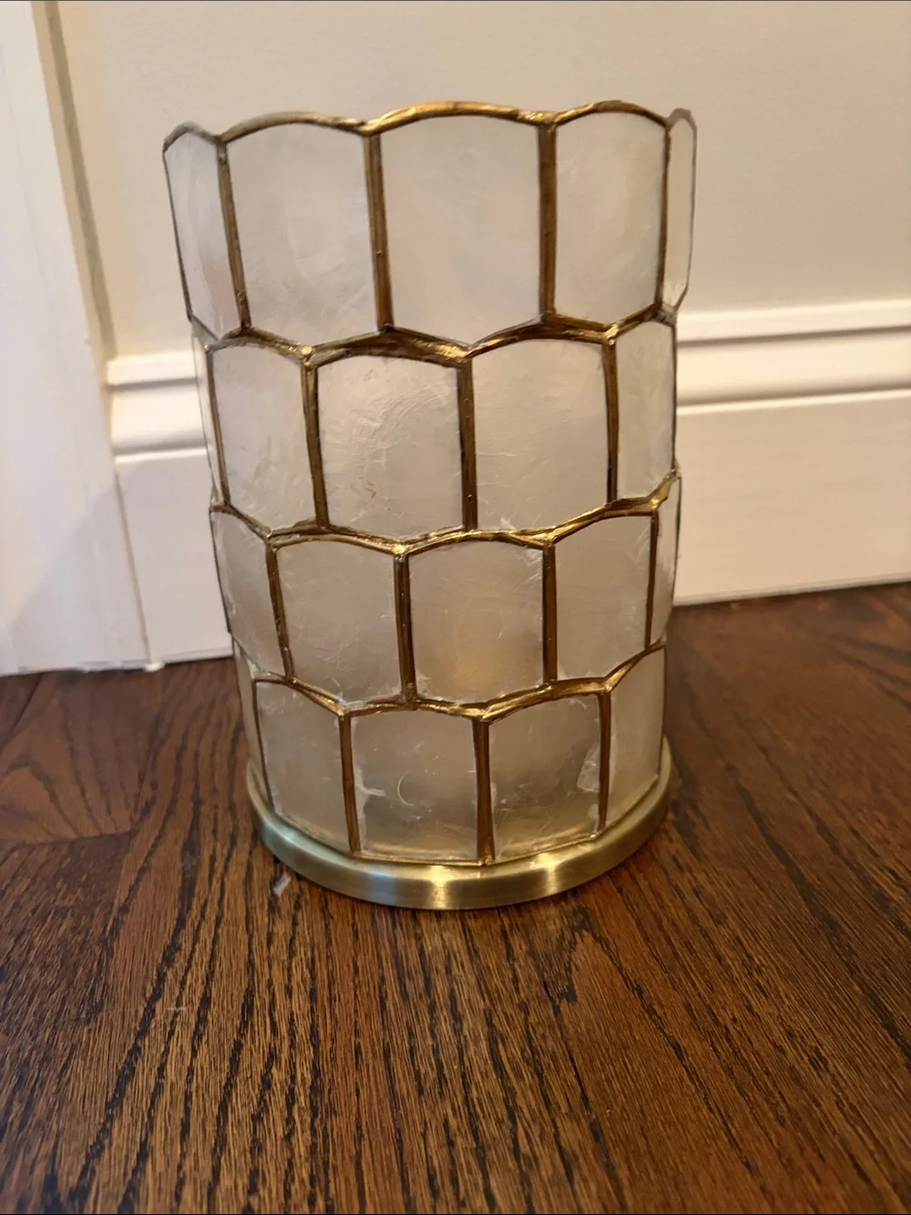 NWT Serena and Lily Scalloped Capiz Hurricane - 8 inch Pillar